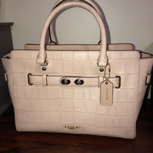 AUTHENTIC COACH SWAGGER CROCO LEATHER HANDBAG
